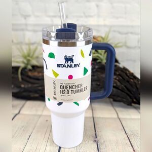 Stanley 40 oz Quencher H2.0 FlowState Tumbler – Ltd. Edition Abstract Ge…